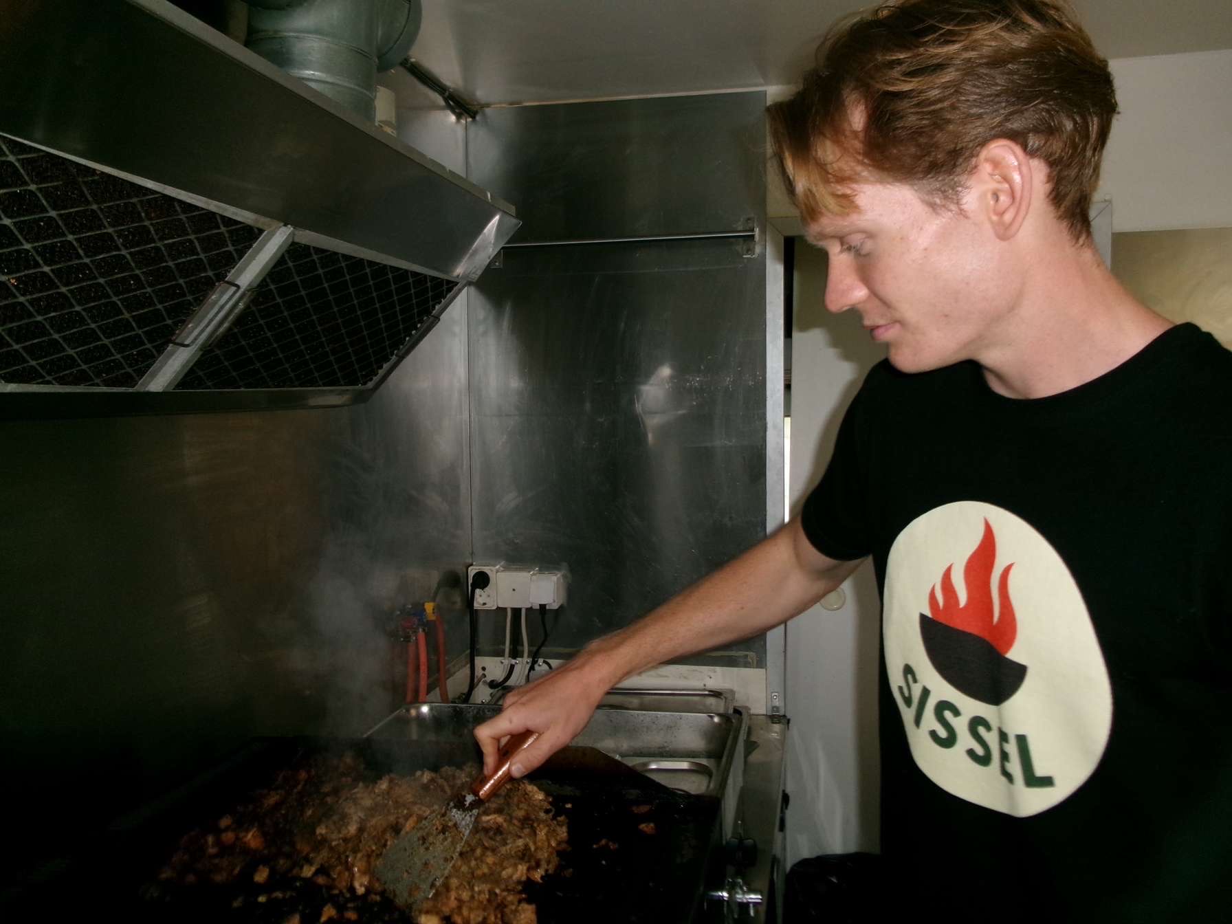 Sissel Foodtruck cooking