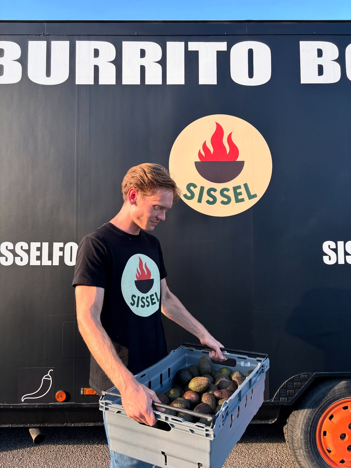 Malte Ulmgren with avocados